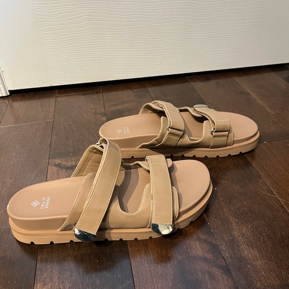 Call it Spring Sandals, size 8.5 - Picture 3 of 10